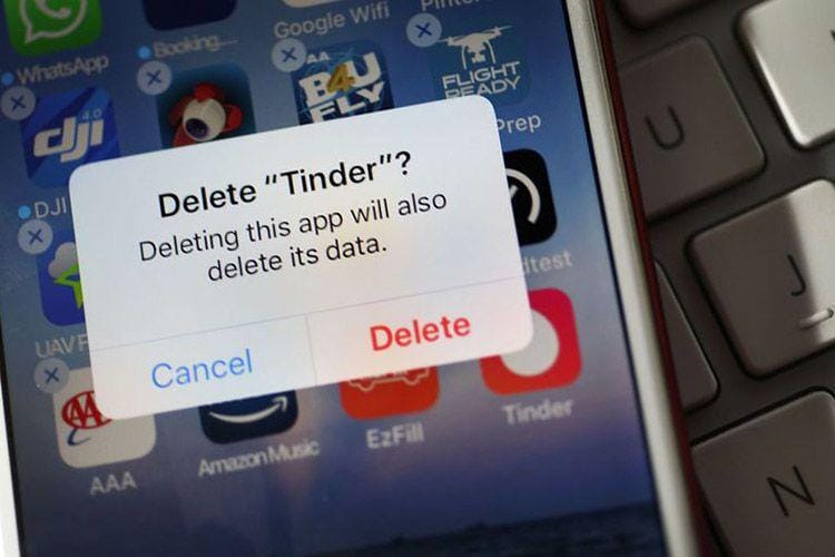 10 Tanda Kamu Harus Uninstall Aplikasi Kencan Online dari Smartphone