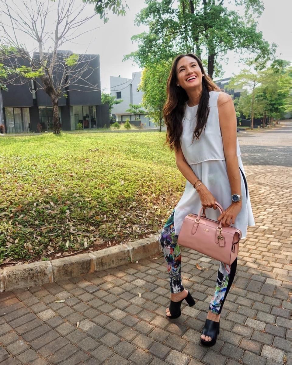 Popbela.com/@nadinelist