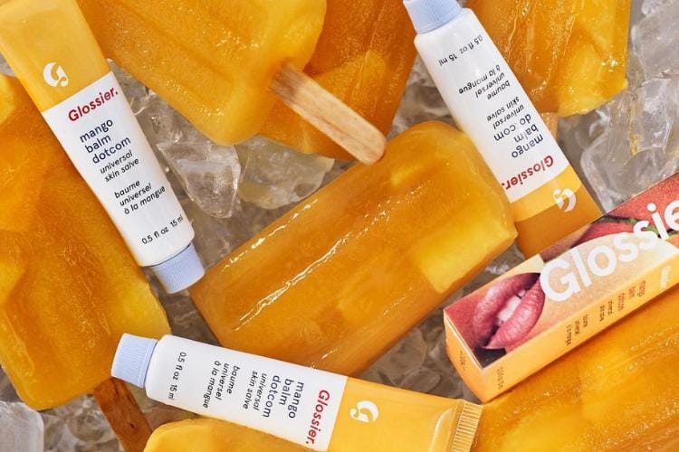 Instagram.com/@glossier