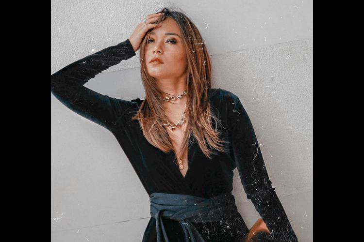 Instagram.com/@ayladimitri