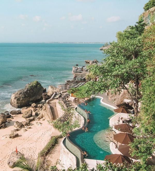 theblondeabroad.com/