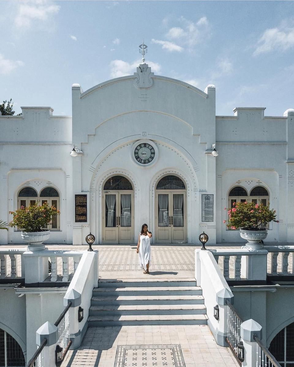 instagram.com/exploresurabaya