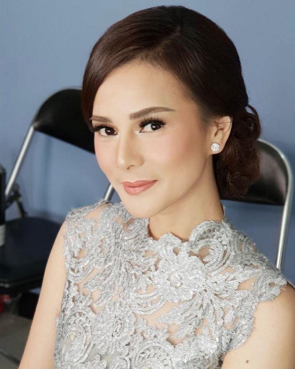 instagram.com/astridtiar127