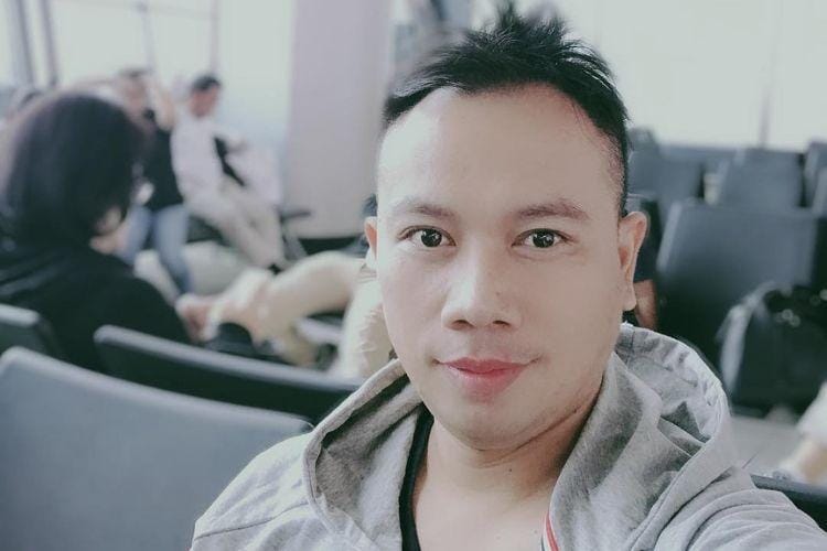 instagram.com/vickyprasetyo777