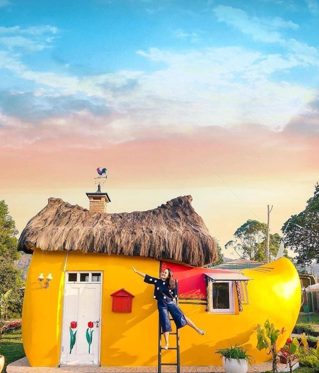 instagram.com/explorelembang_/@j_anandary