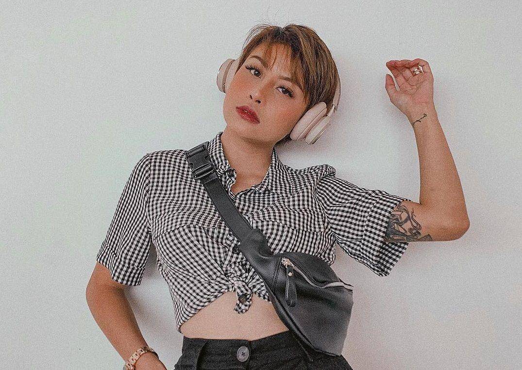 Instagram.com/awkarin