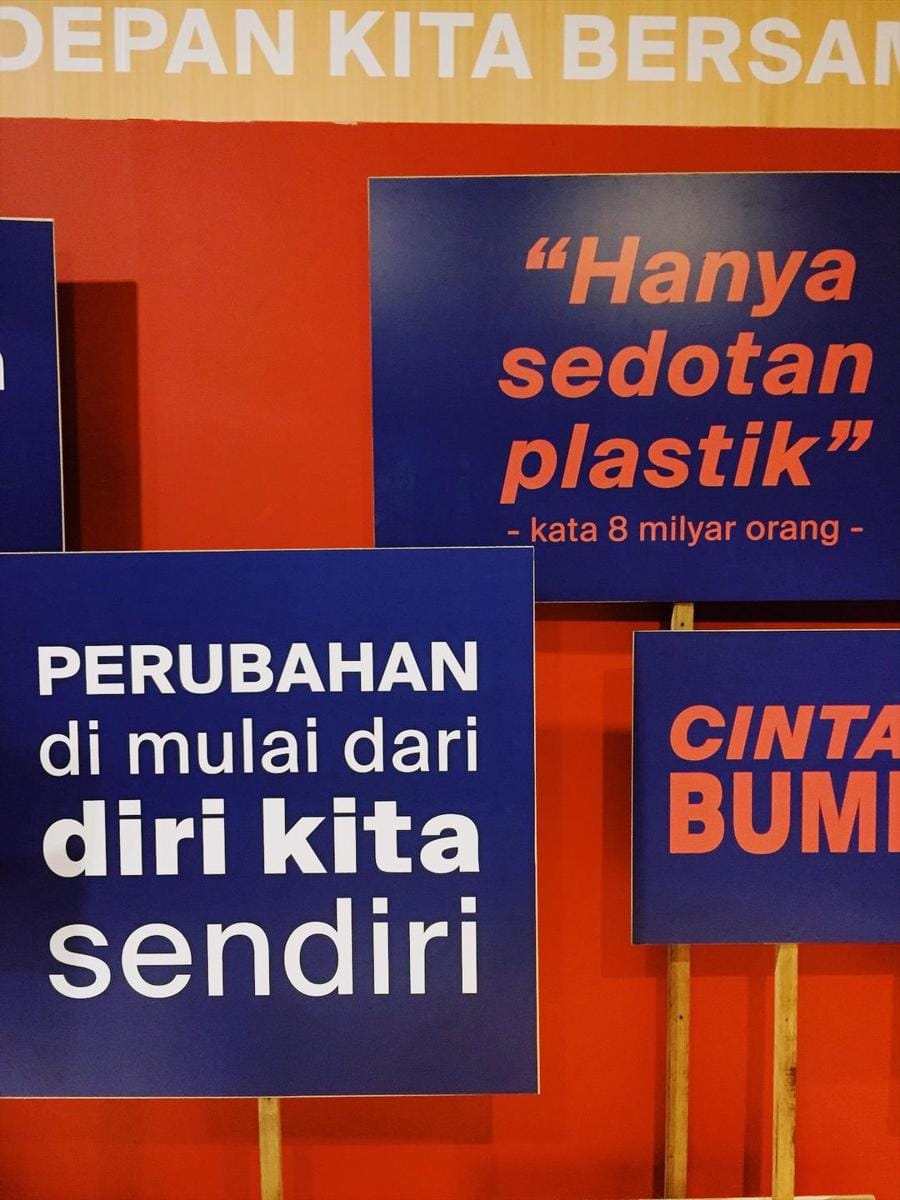 Popbela.com/Michael Richards