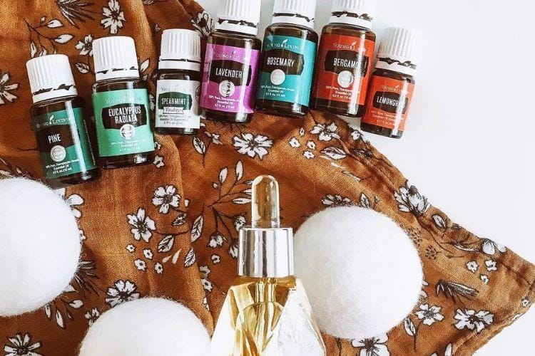 Instagram.com/@youngliving