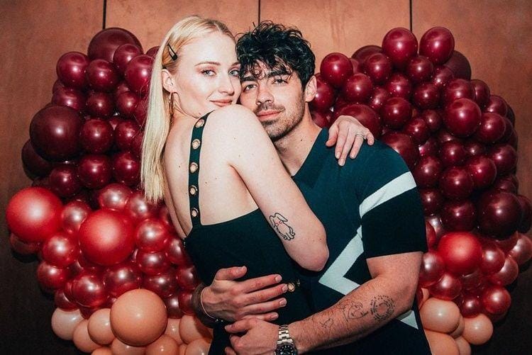 Instagram.com/joejonas