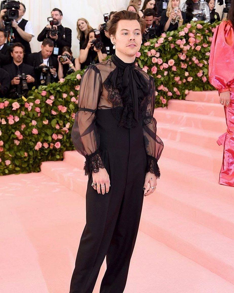 Instagram.com/@themetgalaofficial