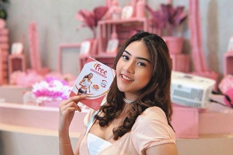 Instagram.com/@anyageraldine