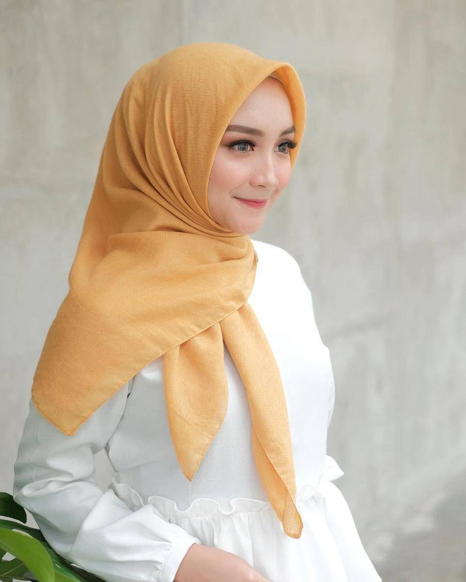 Instagram.com/nurulhikmahfebriany
