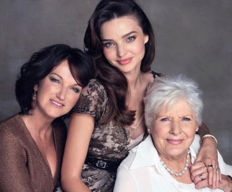 Instagram.com/mirandakerr