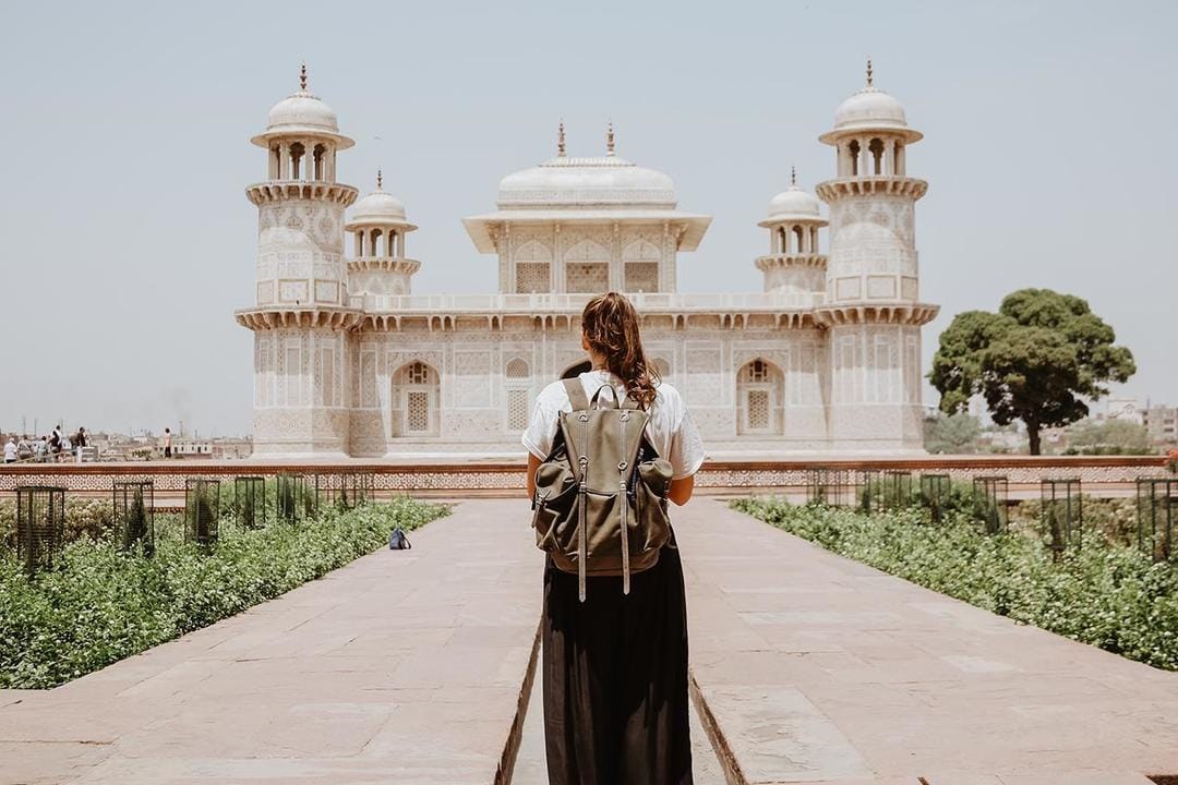 Ingin Solo Traveling? Ini Destinasi Dunia yang Tepat