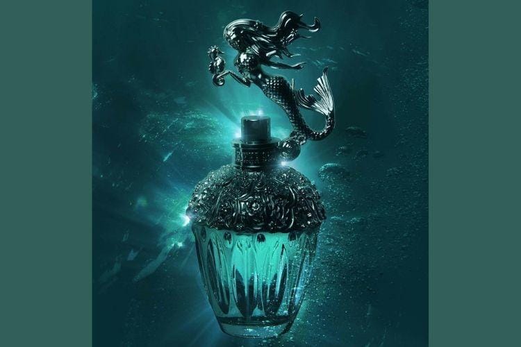 Instagram.com/@annasui