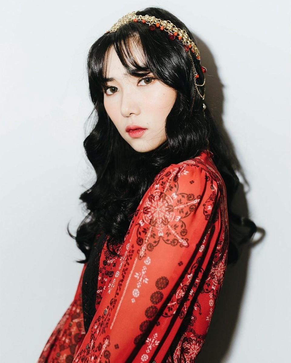 Instagram.com/isyanasarasvati