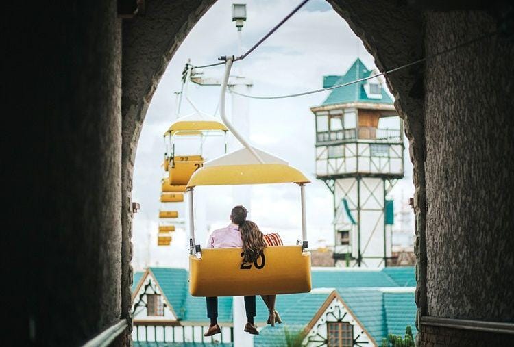 junebugweddings.com/Roxanna De luna