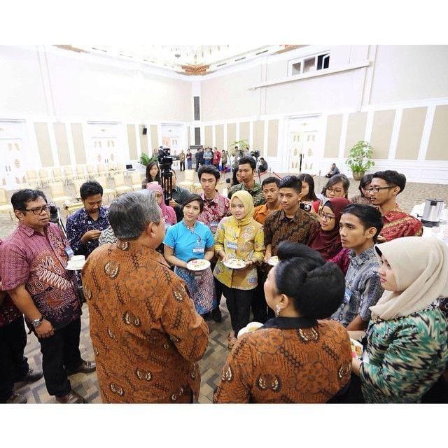 Instagram.com/aniyudhoyono