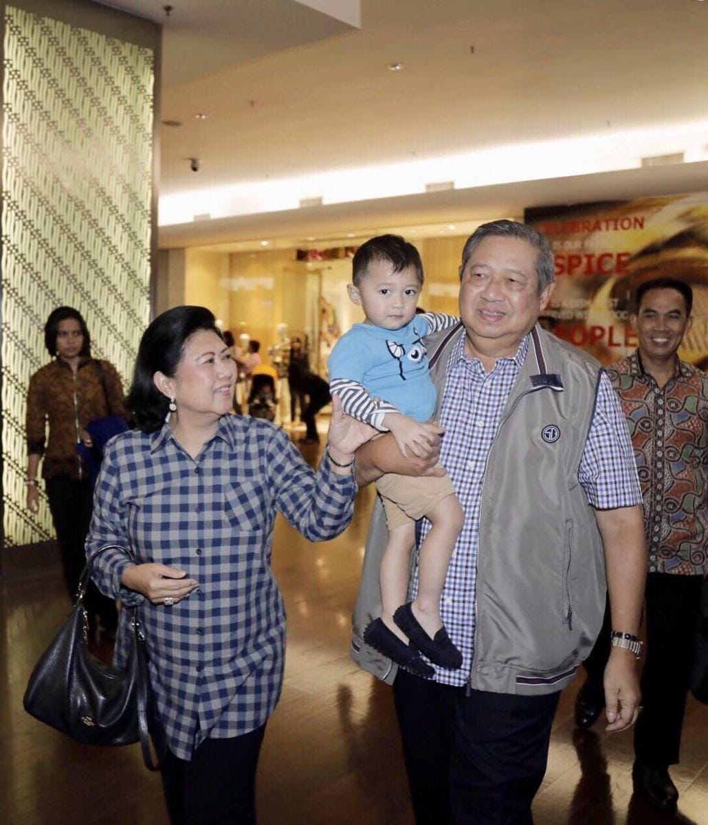 Instagram.com/@aniyudhoyono