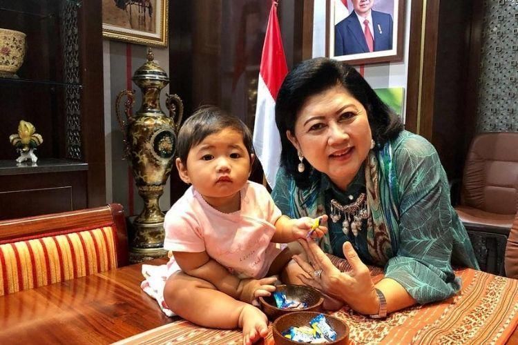 Instagram.com/@aniyudhoyono