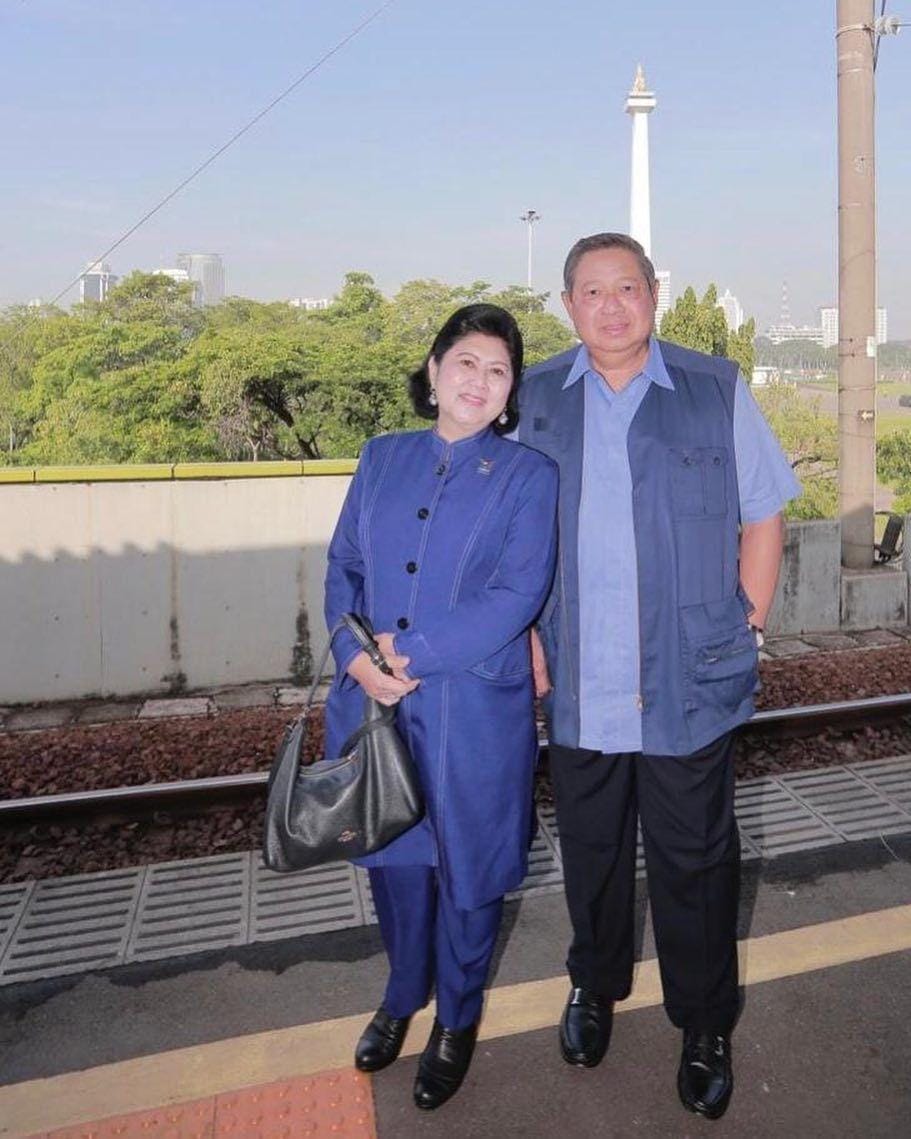 instagram.com / @aniyudhoyono