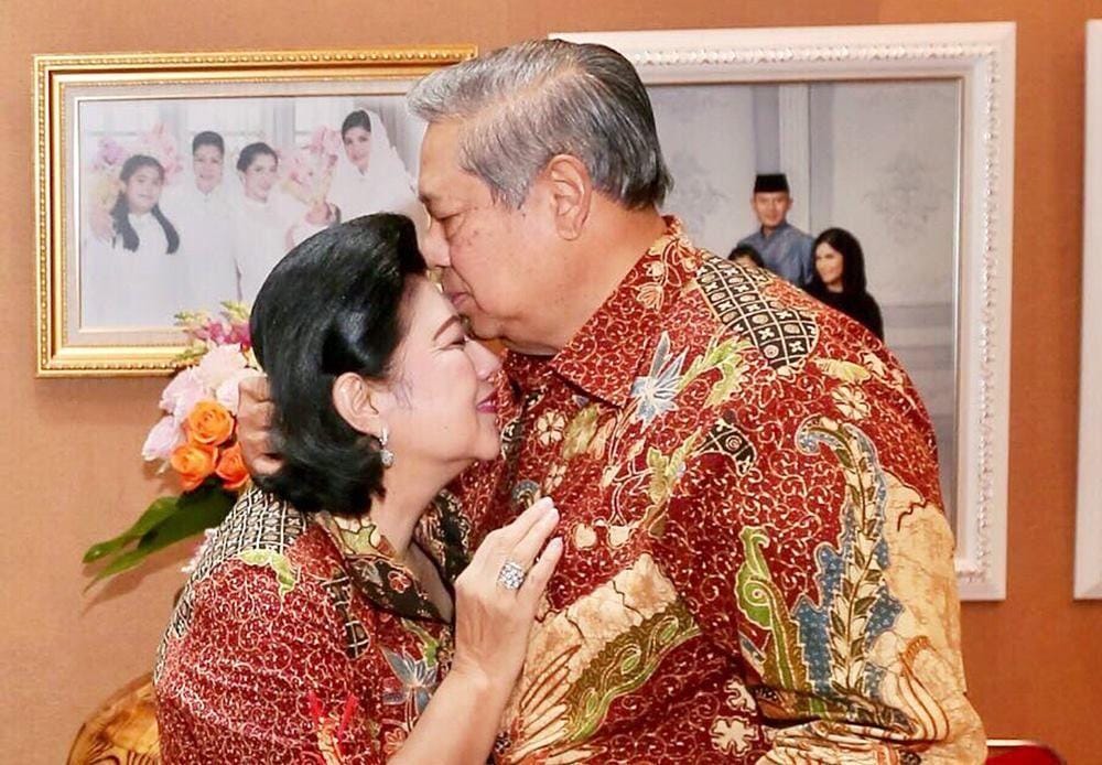 Instagram.com/aniyudhoyono