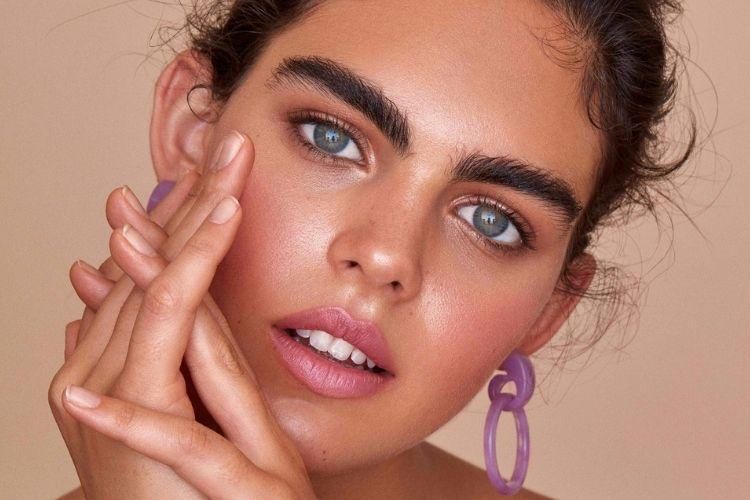 sarahredzikowski.com