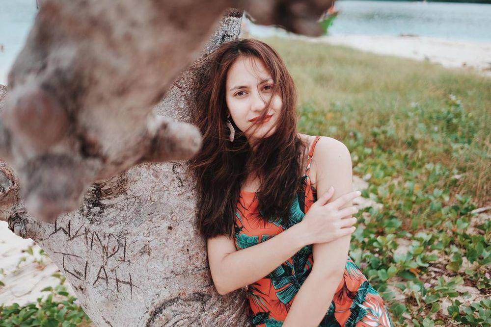 Instagram Pevita Pearce