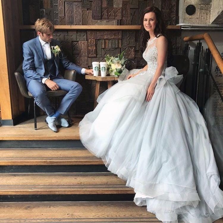 Instagram.com/sbuxthebank