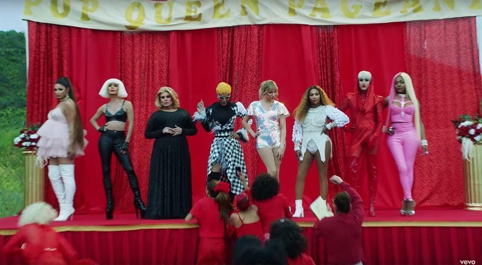 YouTube.com/Taylor Swift