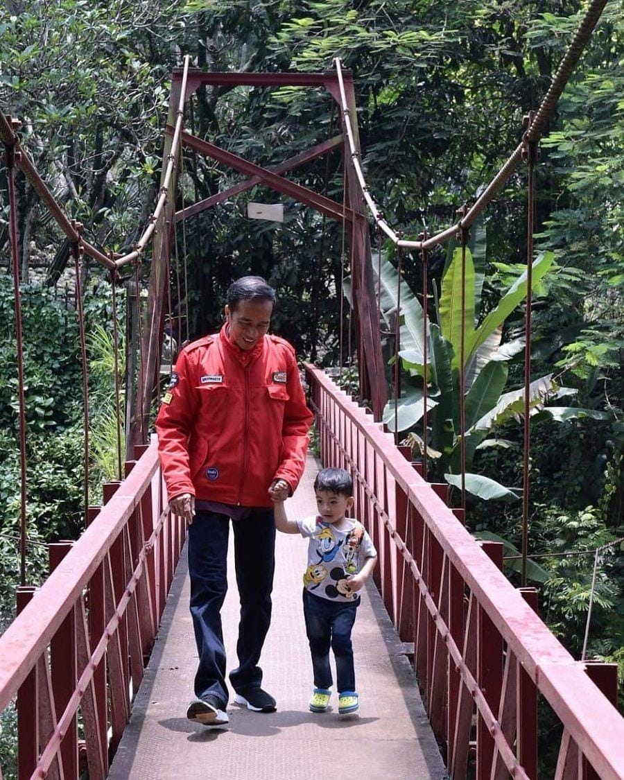 Instagram.com/jokowi