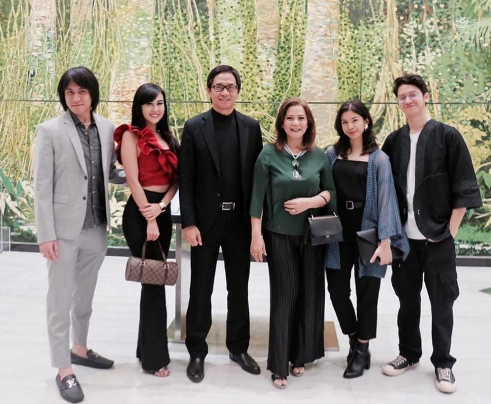 Instagram.com/vicymelanie