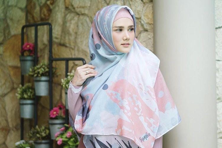 Instagram.com/mulanjameela1