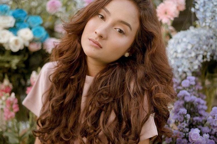 Instagram.com/@naonomnom