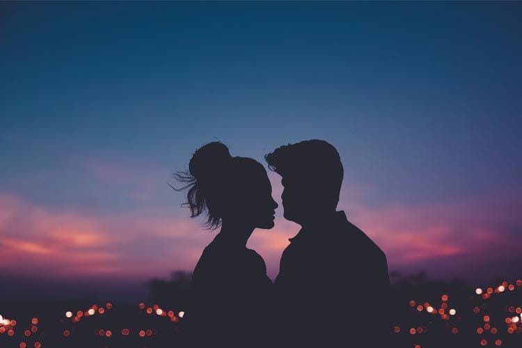 pexels.com/luizclas