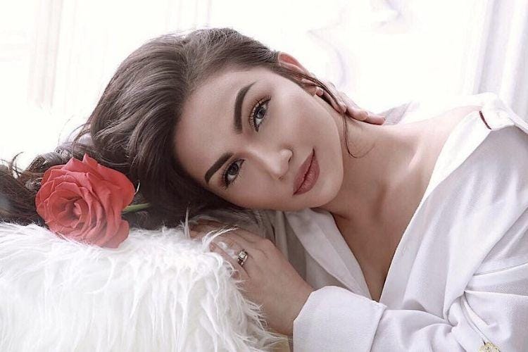 Instagram.com/@arieltatum