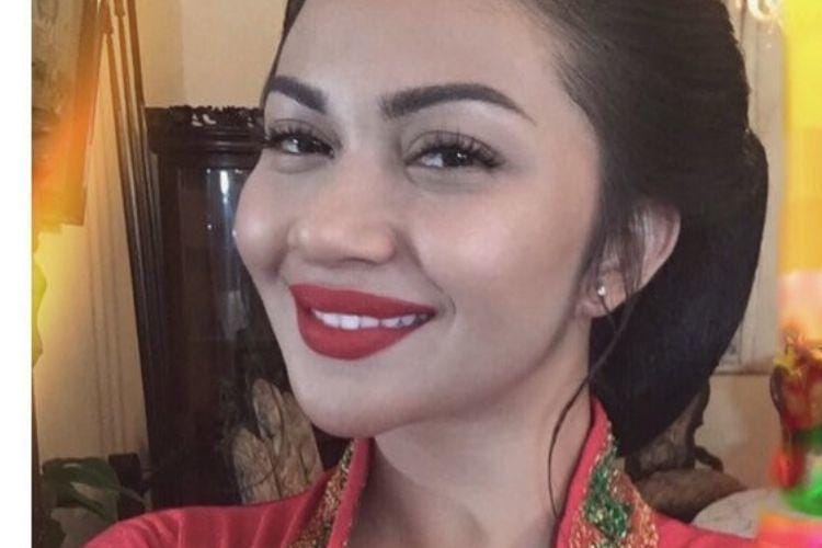 Instagram.com/@arieltatum