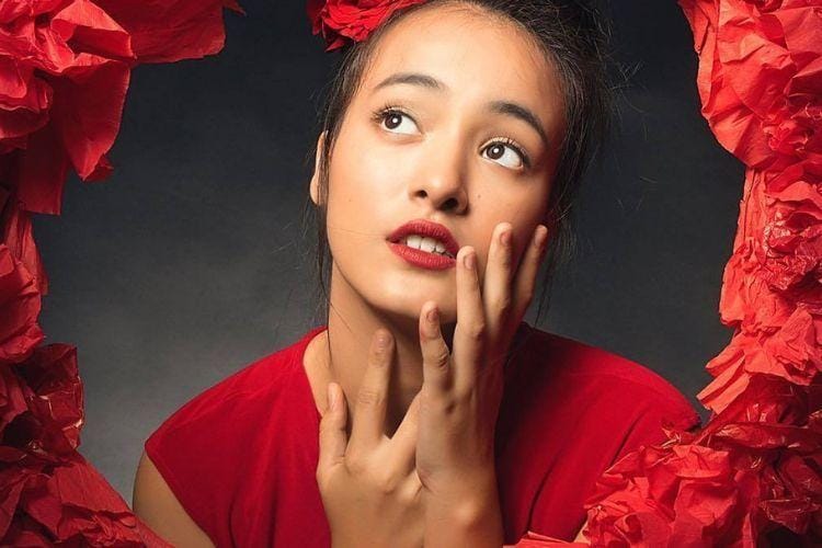 Instagram.com/@mawar_eva