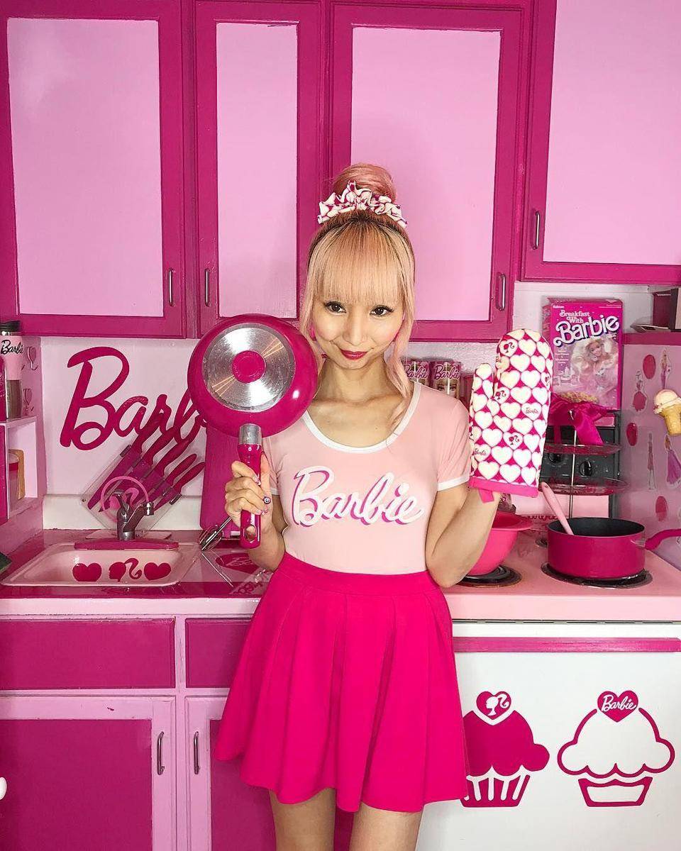 Instagram.com/azusabarbie