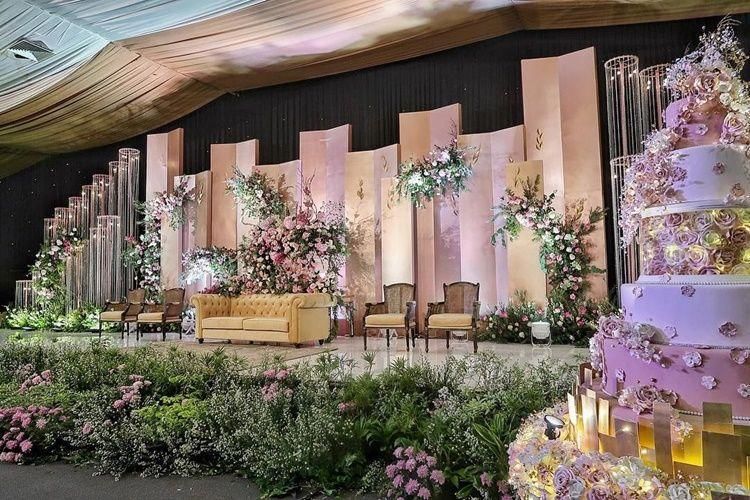 Instagram.com/uplightpro