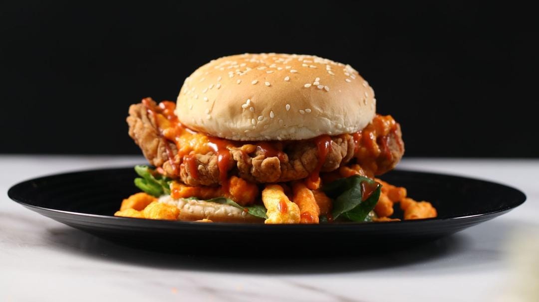Resep Membuat Chicken Burger Cheetos