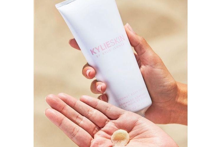 Instagram.com/@kylieskin