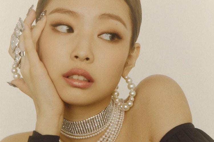 Selalu Tampil Kece, Ini 7 Potret Menarik Jennie BLACKPINK