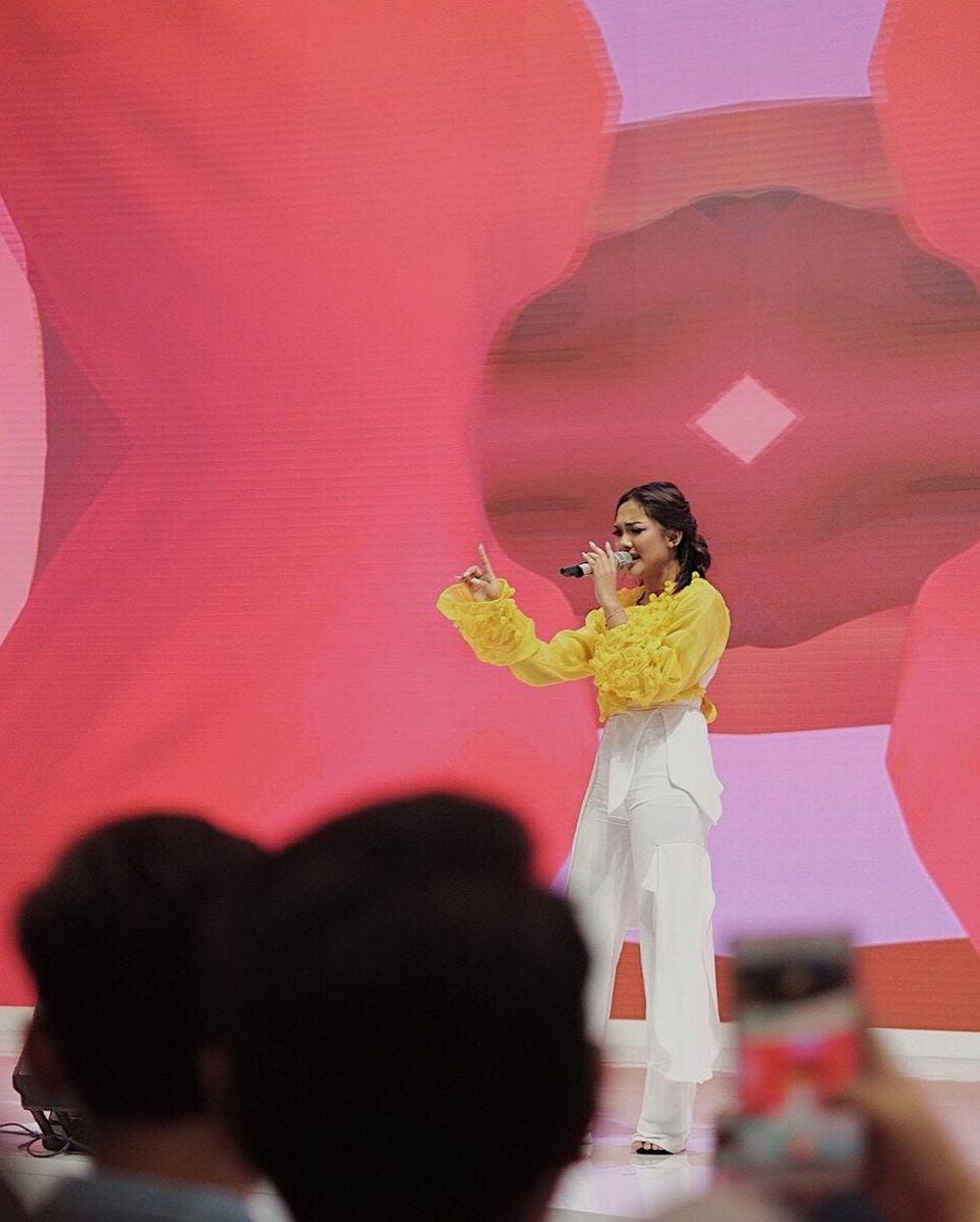 Instagram.com/lalamarionmj