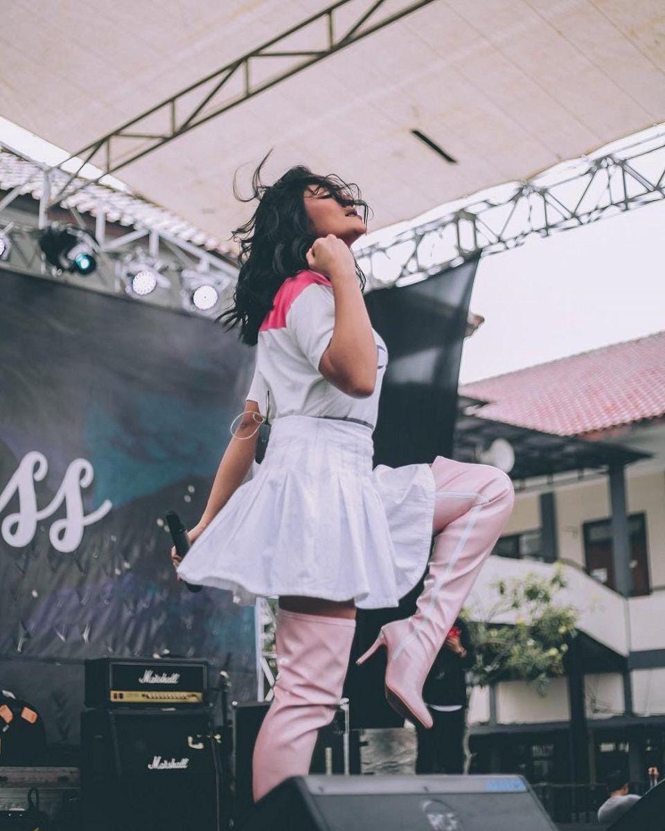 Instagram.com/lalamarionmj