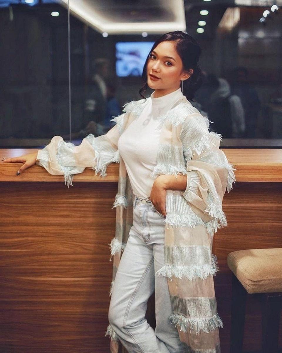 Instagram.com/lalamarionmj