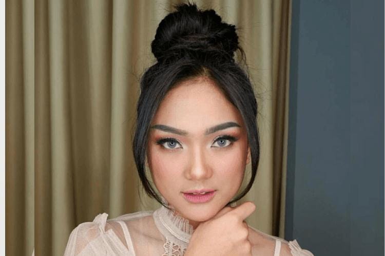 Instagram.com/lalamarionmj