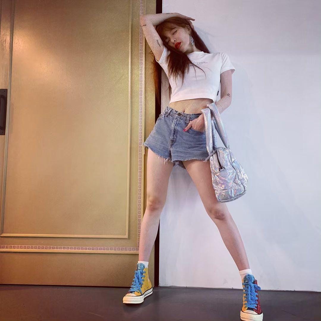 Instagram.com/hyunah_aa