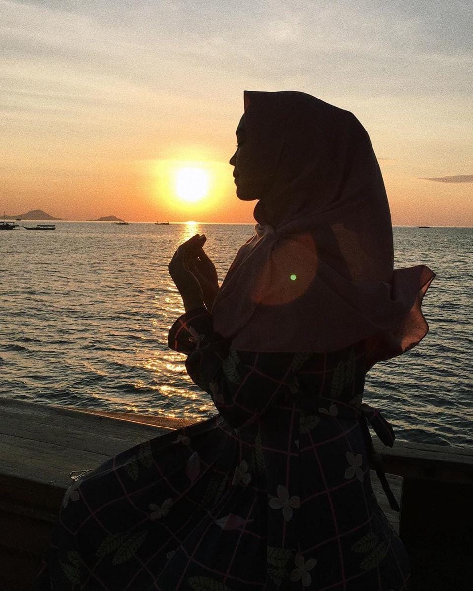 Instagram.com/riaricis1795