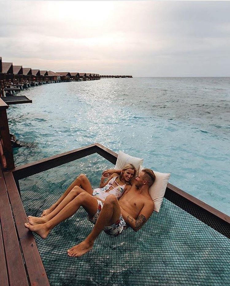 instagram.com/leaguetravels/